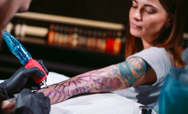 Tolkning av tatueringar i en dröm