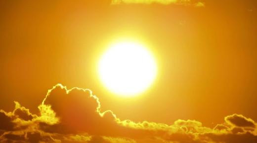 Какво е толкувањето на гледањето на сонцето во сон од Ибн Сирин?