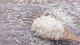 Lär dig tolkningen av att se ris i en dröm av Ibn Sirin, se vitt ris i en dröm och se att äta ris i en dröm