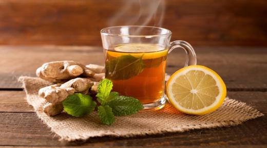 Lär dig om fördelarna med grönt te och ingefära innan du lägger dig