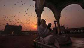 Hur man ber istikhaarah och bön? Vilka är dess villkor?