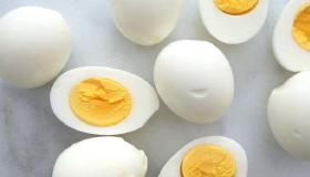 Wat je niet weet over de interpretatie van het eten van eieren in een droom door Ibn Sirin