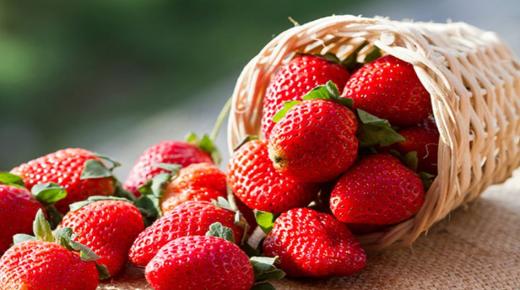 वरिष्ठ न्यायविदों के लिए सपने में स्ट्रॉबेरी खाने की क्या व्याख्या है?