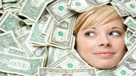Leer de interpretatie van geld in een droom voor alleenstaande vrouwen en papiergeld in een droom voor alleenstaande vrouwen en het tellen van papiergeld in een droom voor alleenstaande vrouwen