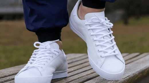 इब्न सिरिन द्वारा सपने में सफेद जूते देखने की क्या व्याख्या है?
