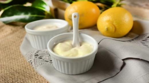Lär dig om fördelarna med citronyoghurt för viktminskning