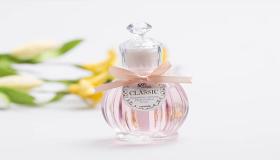 Lär dig om tolkningen av parfym i en dröm för ensamstående kvinnor av Ibn Sirin