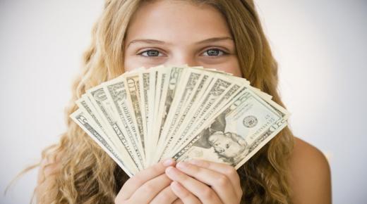 Hva er tolkningen av å finne penger i en drøm for enslige kvinner?