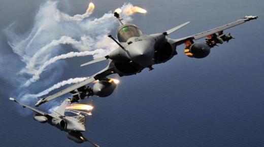 Õppige tõlgendust sõjalennukite taevas nägemisest, väikeste sõjalennukite taevas nägemisest ja sõjalennukite pommitamise tõlgendusest
