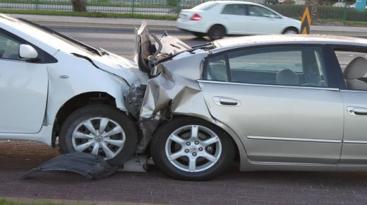 ما هو تفسير حادث سيارة في المنام ودلالته؟