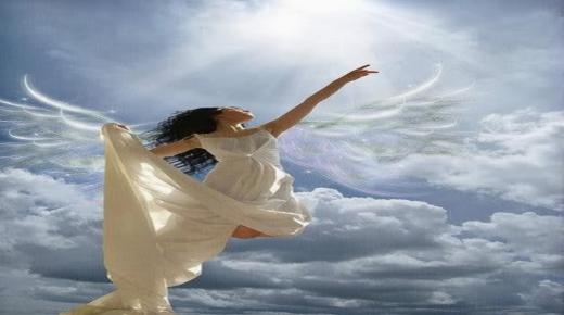 Tafsir mimpi tentang terbang untuk wanita yang sudah menikah dan terbang di atas laut dalam mimpi oleh Ibnu Sirin