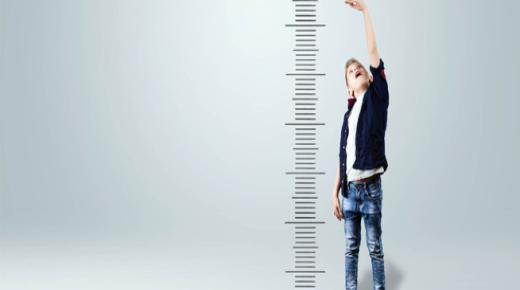 इब्न सिरिन के अनुसार ऊंचाई के बारे में सपने की व्याख्या के बारे में और जानें