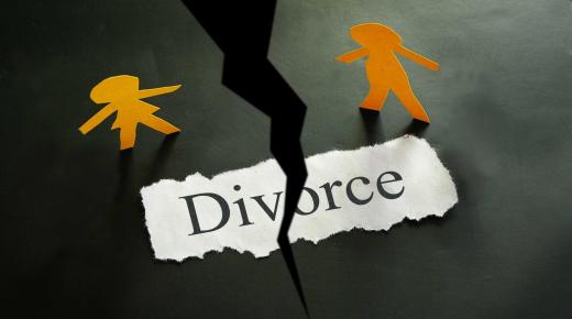 イスラーム法の規定であなたが探しているのはすべて、革新的な離婚とその発生の違いは何ですか?