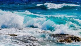 تفسيرات ابن سيرين لرؤية أمواج البحر في المنام