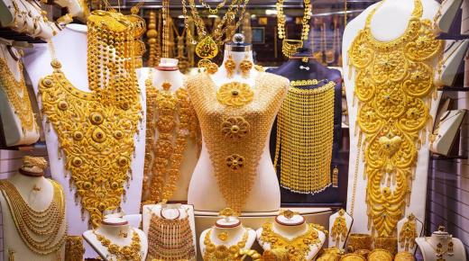 ما هو تفسير رؤية معنى الذهب في الحلم لابن سيرين والنابلسي؟ ومعنى لبس الذهب في الحلم ومعنى الخاتم الذهب في الحلم