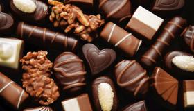イブン・シリンによる夢の中でチョコレートを食べる解釈