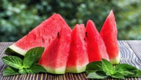 Viktiga tolkningar av att se vattenmelon i en dröm för ensamstående kvinnor av Ibn Sirin