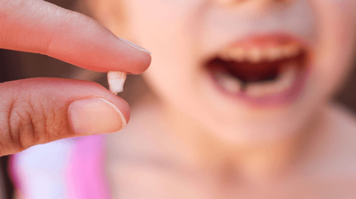 इब्न सिरिन द्वारा दांत निकालने के बारे में एक सपने की व्याख्या, एक सपने में सामने के दांत निकालने के बारे में एक सपने की व्याख्या और हाथ से दांत निकालने के बारे में एक सपने की व्याख्या जानें