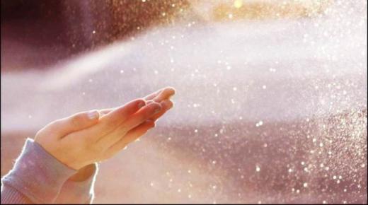 מה הפירוש לחלום להתפלל בגשם לאבן סירין?