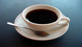 Најважните толкувања за гледање како правење кафе во сон од Ибн Сирин