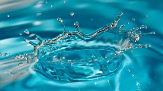 Кое е толкувањето на чиста вода во сон од Ибн Сирин?