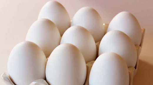 Wat is die simbool van eiers in 'n droom volgens Ibn Sirin en die voorste kommentators?