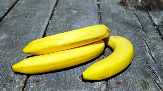 Повеќе од 50 толкувања за гледање банани во сон од Ибн Сирин